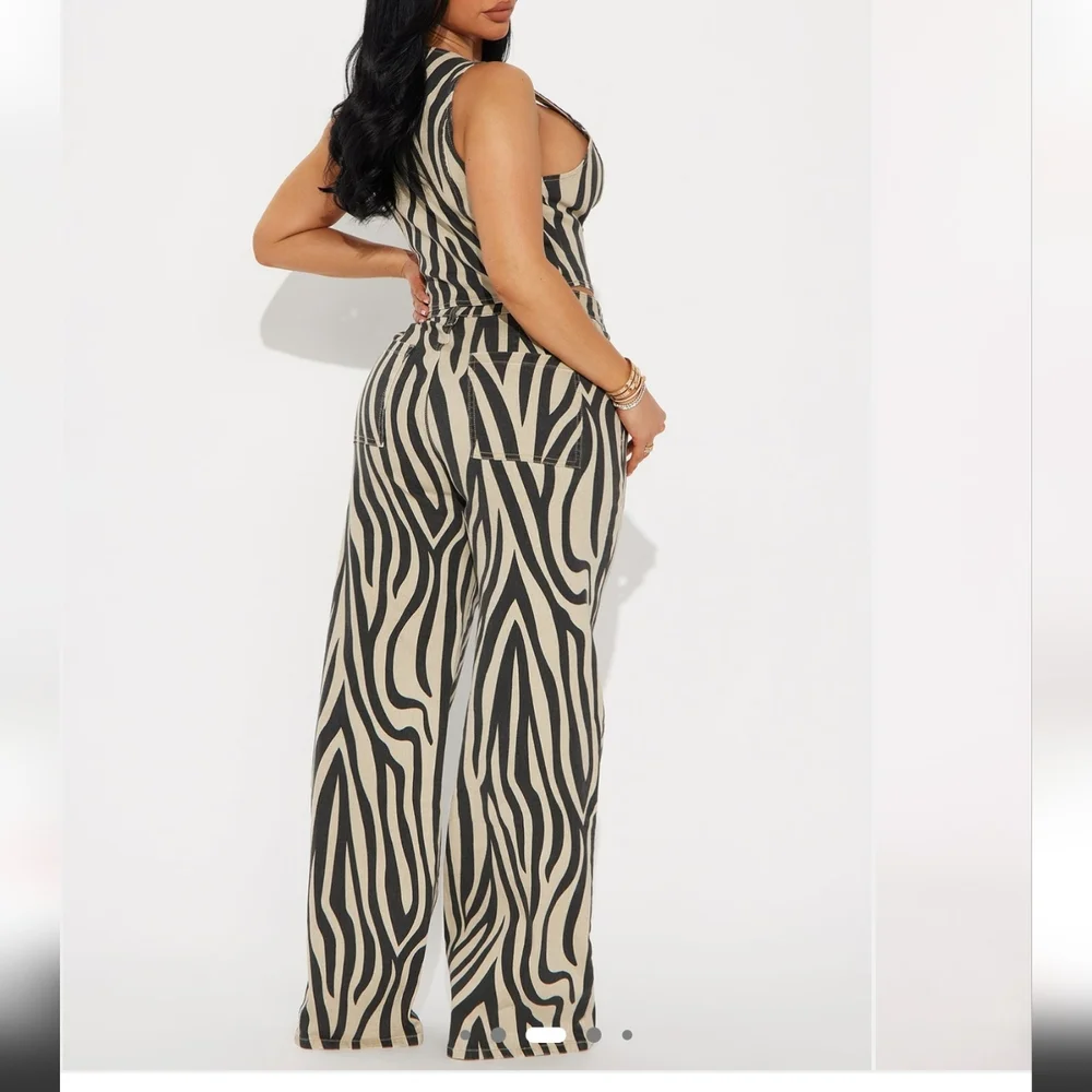 Zebra Print Women Pants And Vest Set - Picture 3 of 4